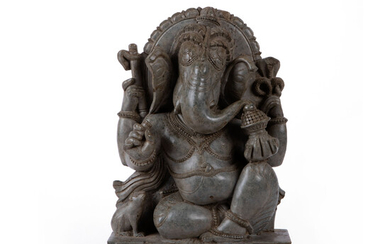 Ganesha. India. 19de eeuw. Zandsteen. Voorstellende Ganesha, zoon van Shiva en Parvati, één van de allerbelangrijkste