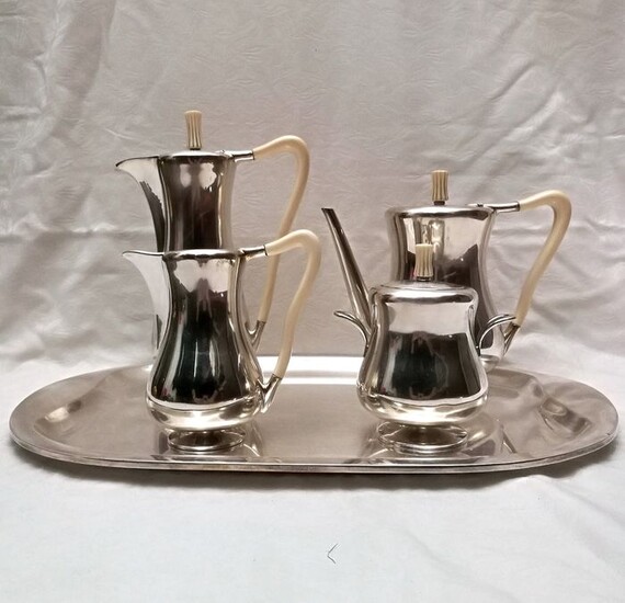 Important Tea and Coffee Service (5) - .800 silver - Gioielleria Calderoni - Italy - Mid 20th century