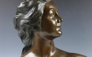 Jef Lambeaux (1852-1908), Belgische gepatineerd bronzen buste van vrouwelijk naakt,...