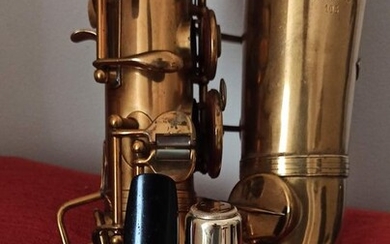 L. Pierret - Alto saxophone - France