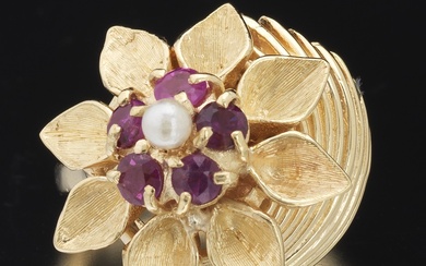 Ladies' Gold, Ruby, and Pearl Ring