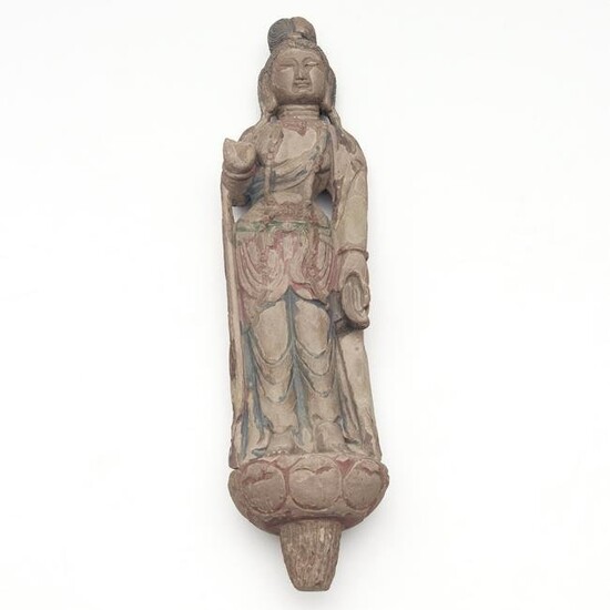 Large Chinese sandstone Bodhisattva fragment