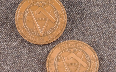 Lot de deux médailles du G:.O:.D:.F:. R:.L:. Patriam Recuperare 20 Juin 5943 (1943) Diam.: 4,5 cm