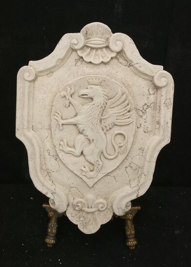 Magnificent Coat of Arms with Griffin - 49 x 36 cm - Asiago Biancone marble - 2000-Present
