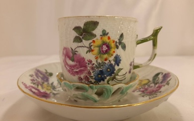 Meissen - Cup in fine Meissen porcelain from the early 1800s - Porcelain