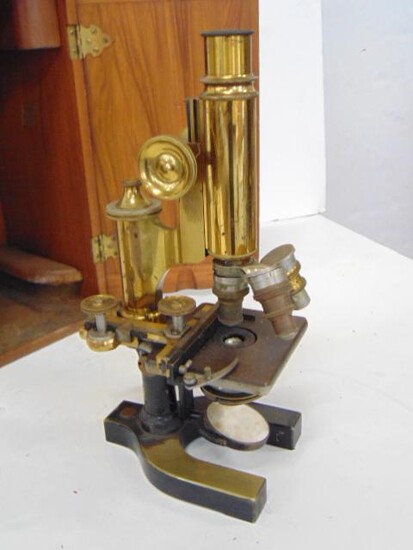 Microscope, Cased, Bausch & Lomb, SN 54700 c. 1905, 3
