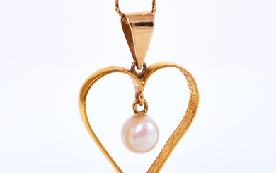 NECKLACE, chain 14k gold, with pendant in the shape of a heart 23k gold with cultured pearl.