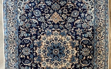 Nain - Carpet - 200 cm - 126 cm