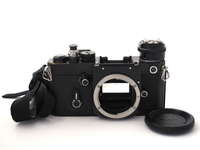 Nikon F2 schwarz analoge Spiegelreflexkamera