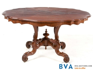 Oval mahogany spider head table.