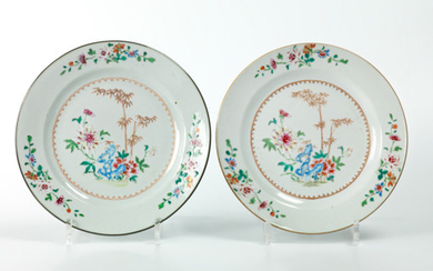 Pair of round porcelain plates from the Rose...
