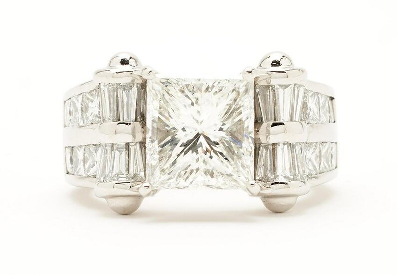 Platinum 4.00 Carat GIA Princess Cut Diamond Ring, 5.68