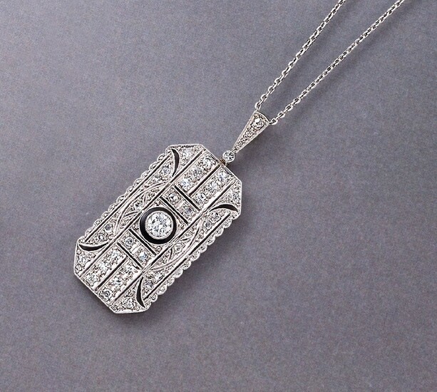 Platinum Art-Deco pendant with diamonds , approx....