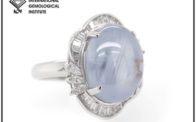Platinum - Ring - 19.00 ct Sapphire - 0.75 ct Diamond - No Reserve Price