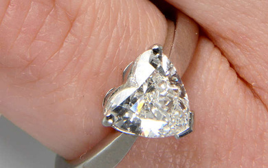 Platinum diamond single-stone ring