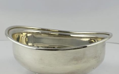 Salsiera ovale in argento liscio con base tonda ( h...