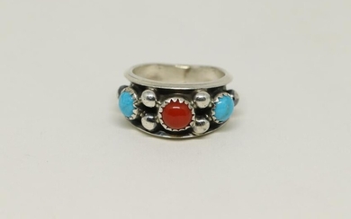 Sterling Silver Native American Navajo Ring.