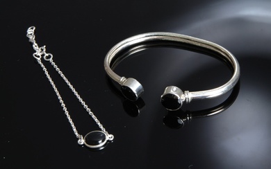 Sterling silver bracelet with black onyx (2)