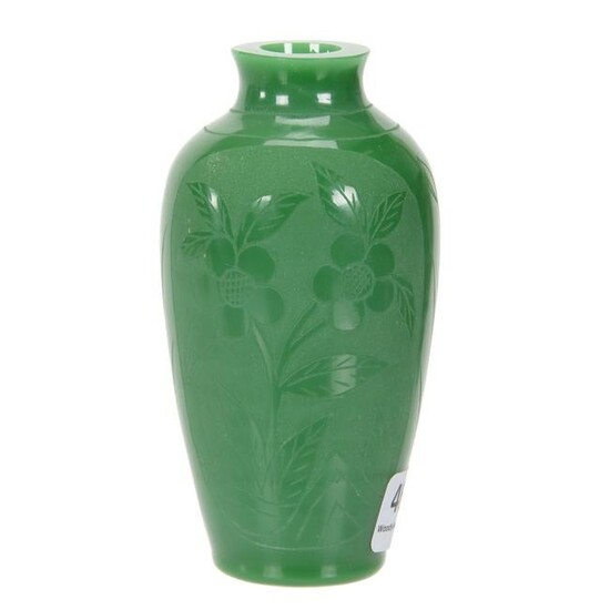 Vase, Unmarked, Solid Green Jade Color Art Glass