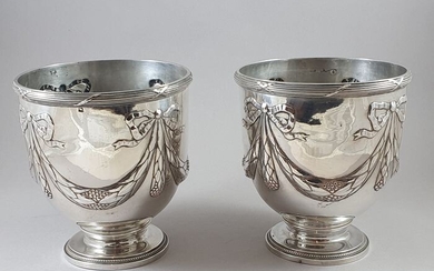 Vase, or Caches pots, in Louis XVI style (2) - .950 silver - France - Late 19th century