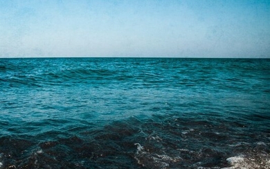 Viet Ha Tran - Photograph, Blue Santorini