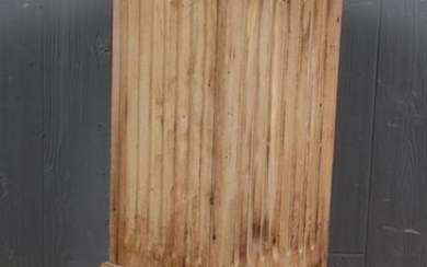 Wooden Fluted Pedestal