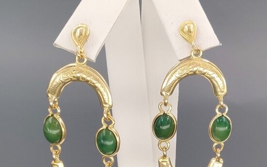 Yellow gold - Earrings - 3.20 ct Green Jade Cabochon