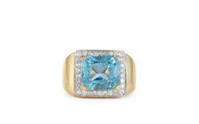 Gold, Aquamarine and Diamond Ring