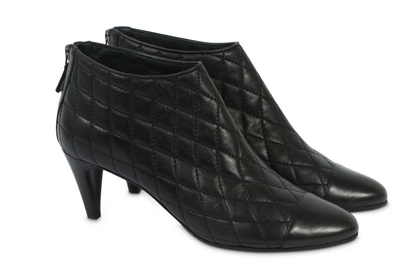 Chanel Black Leather Quilted Ankle Boot - EU 41