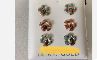 14K-Solid-Yellow-Gold-Enamel-Flower-LADYBUG -Screwback-Stud-children-Earrings