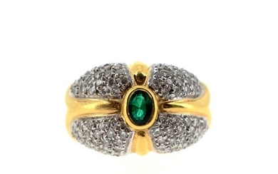 18 K (750°/°°) yellow gold ring set with a pavé of brilliant-cut diamonds, with an oval synthetic emerald in the centre.
