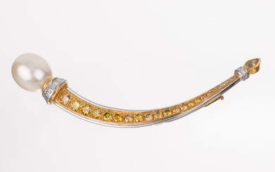 18 kt gold pearl-diamond-brooch , WG/YG 750/000, white cultured pearl...