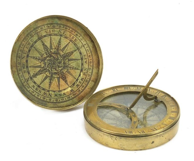 18th century brass pocket sundial compass, 8.5cm in