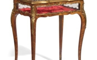 A FRENCH ORMOLU-MOUNTED KINGWOOD VITRINE-TABLE, BY VICTOR RAULIN, PARIS, LATE 19TH CENTURY