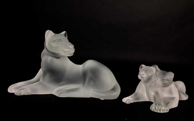 2 FROSTED LALIQUE LION AND 2 COBS