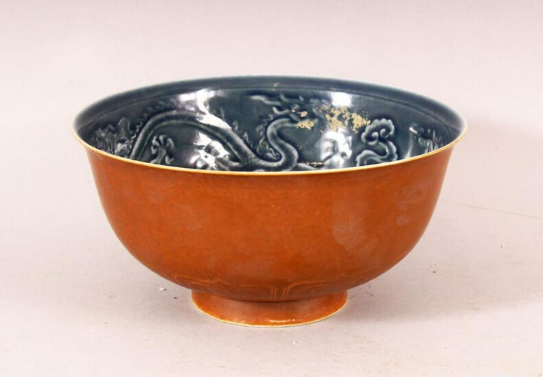 A CHINESE MING STYLE DRAGON BOWL, with blue glazed