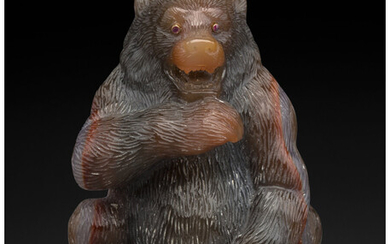 A Carved Agate Bear with Ruby-Mounted Eyes in the Manner of Fabergé (late 20th century)