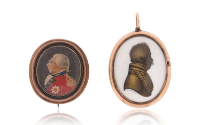 λ A George III portrait miniature-mounted gold brooch
