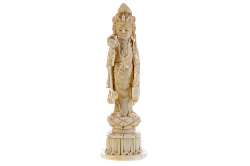 A LATE 19TH CENTURY CHINESE IVORY FIGURE OF GUANYIN