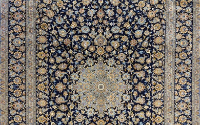 A Persian Hand Knotted Kashan Carpet, 410 X 283