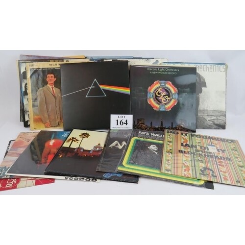 A collection of mainly 70s, 80s and 90s vinyl including a mi...