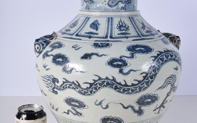 A large Chinese porcelain blue and white Dragon vase 39 x 30cm