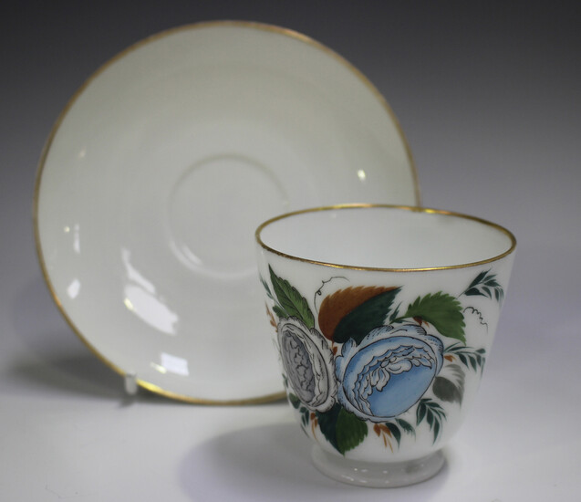 A matched Russian State Porcelain Factory, Petersburg, porcelain cup and saucer, late 19th/early 20t
