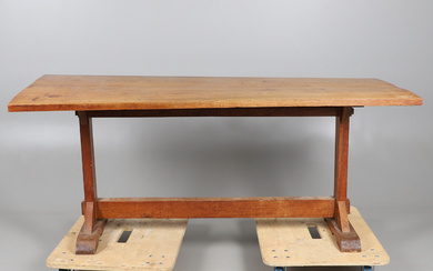 AN ART DECO OAK REFECTORY STYLE DINING TABLE.