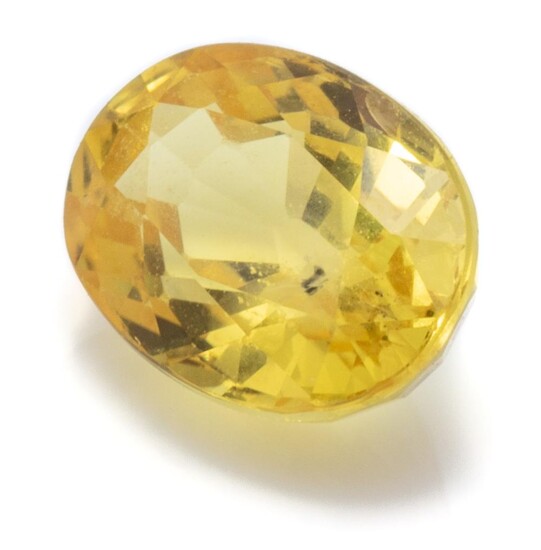 AN UNSET 1.37CT YELLOW SAPPHIRE; oval cut treated stone 7.16 x 5.25 x 3.89mm.