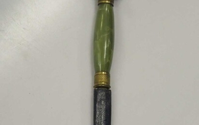 An onyx handle letter knife with bronze rams head terminal, early 20th century, 32cm with sheaf