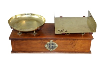Antique French bakery scale in walnut with brass pans