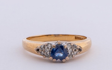 Blue Sapphire and Diamonds Gold Ring Metal: Gold 750/18K ...