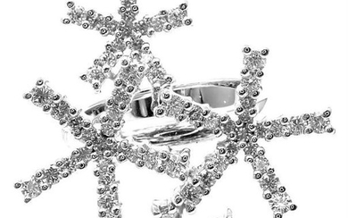 Damiani 18k White Gold Diamond Flower Cocktail Ring