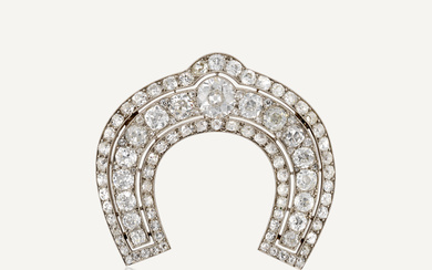 EARLY 20TH CENTURY DIAMOND CRESCENT-SHAPED BROOCH